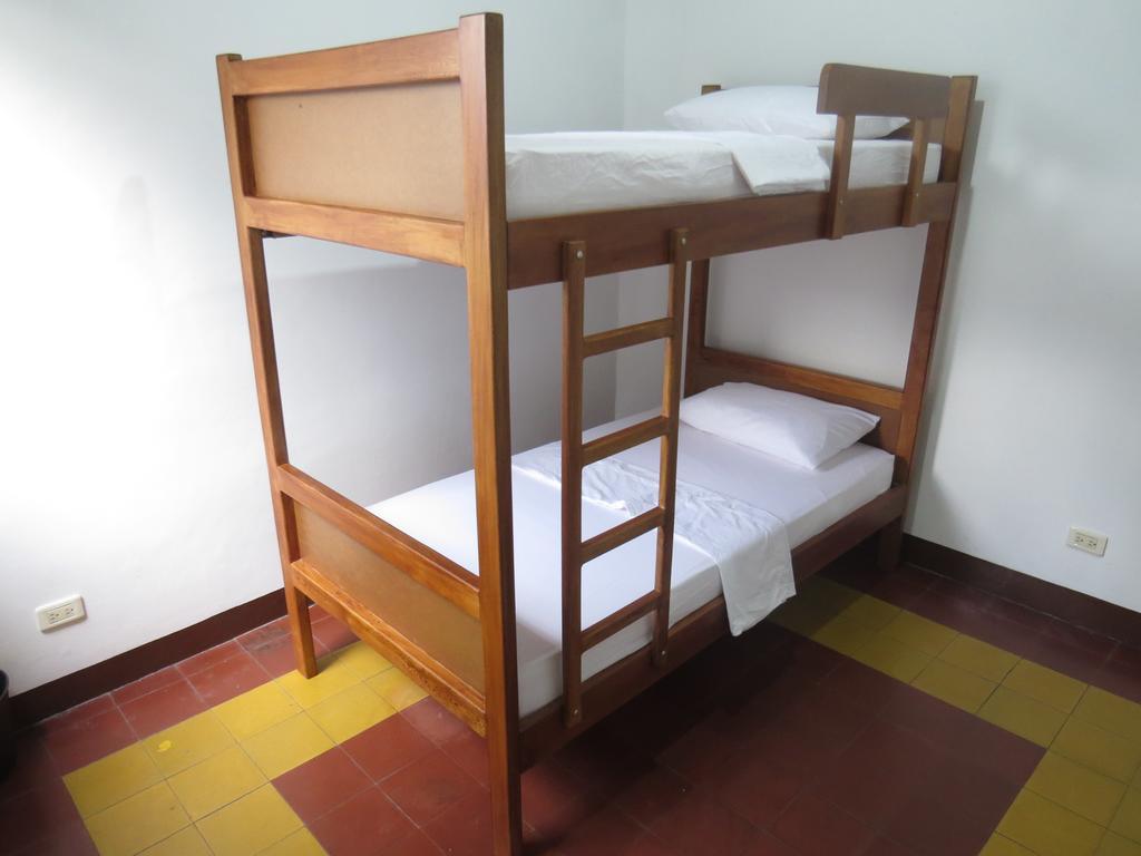 Hostal Casa Prado Medellín Zewnętrze zdjęcie