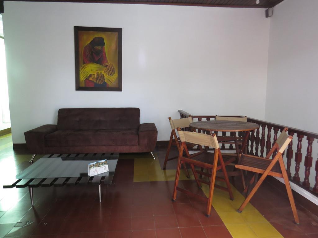 Hostal Casa Prado Medellín Zewnętrze zdjęcie